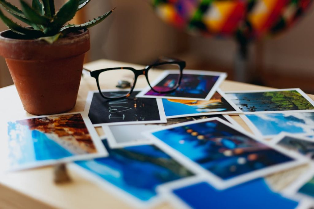 Photographs & Image Sizes Photographs & Image Sizes